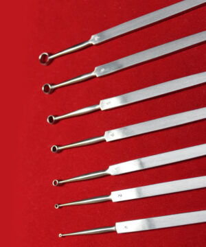 Buck Ear Curette Set of 7 Piece Sharp Point Flat handle overall length 6.5″