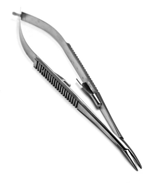 Castroviejo Needle Holder Curved WCatch Smooth 5 12 (14 cm)