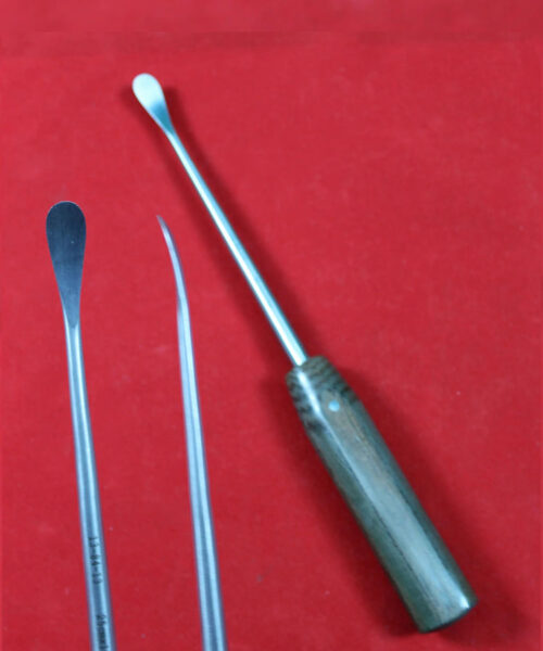 Cobb Spinal Elevators Overall Length 25cm Wide Blade 10mm Fiber Handle