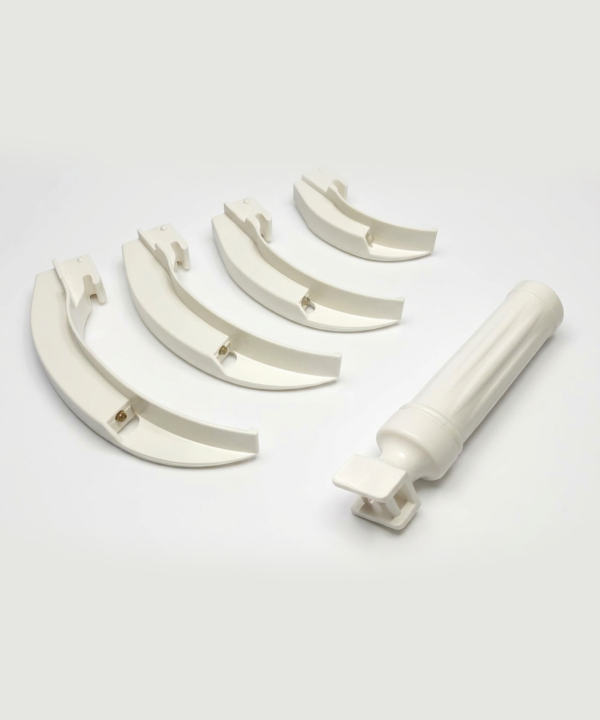 Laryngoscope Macintosh Set 4 Blades & 1 Handle Plastic Body Built In Batteries White LED Light